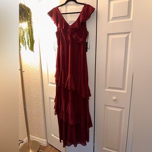 Lulu’s red dress